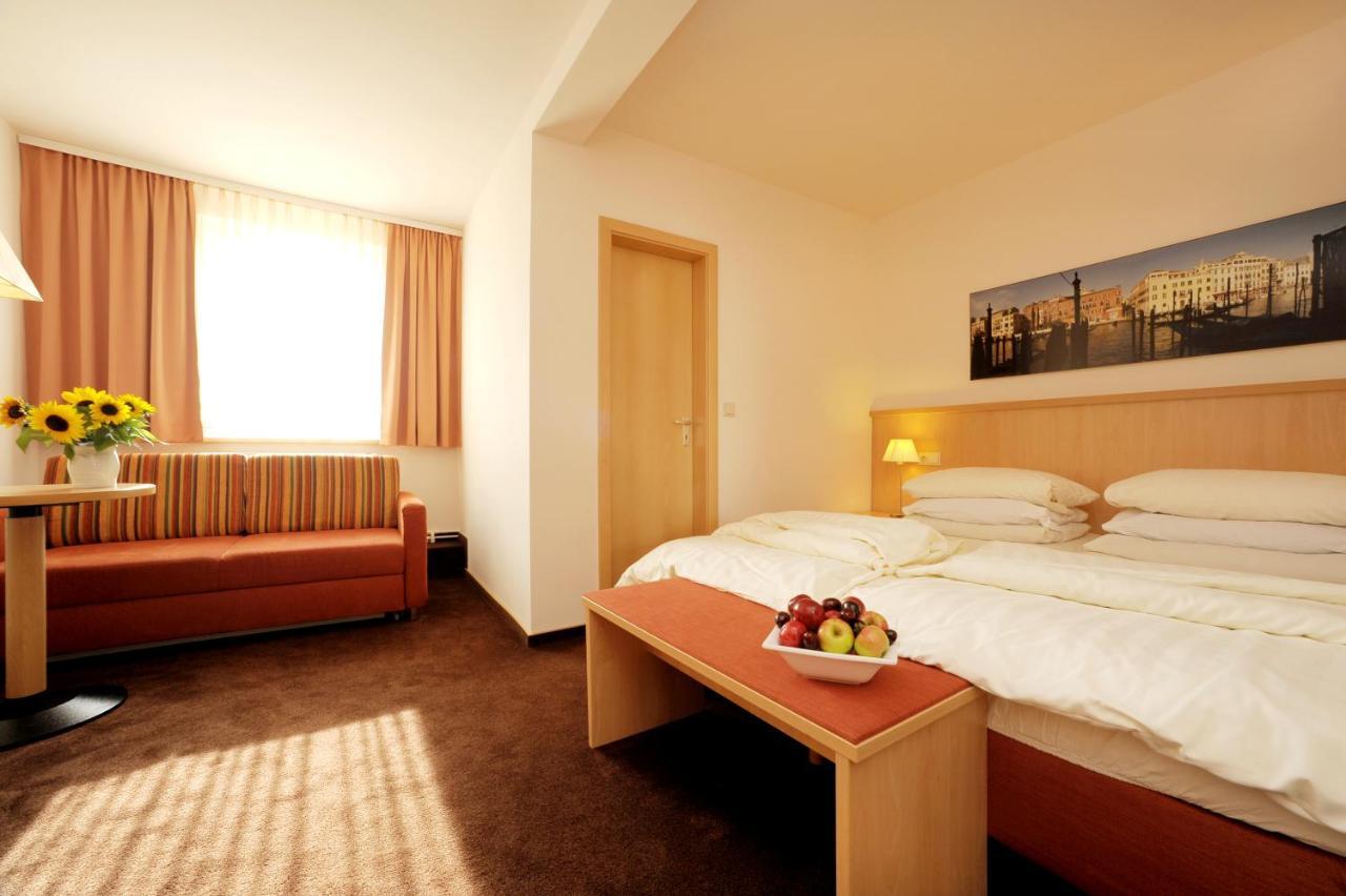 Luebsche Thorweide Wismar Exterior foto